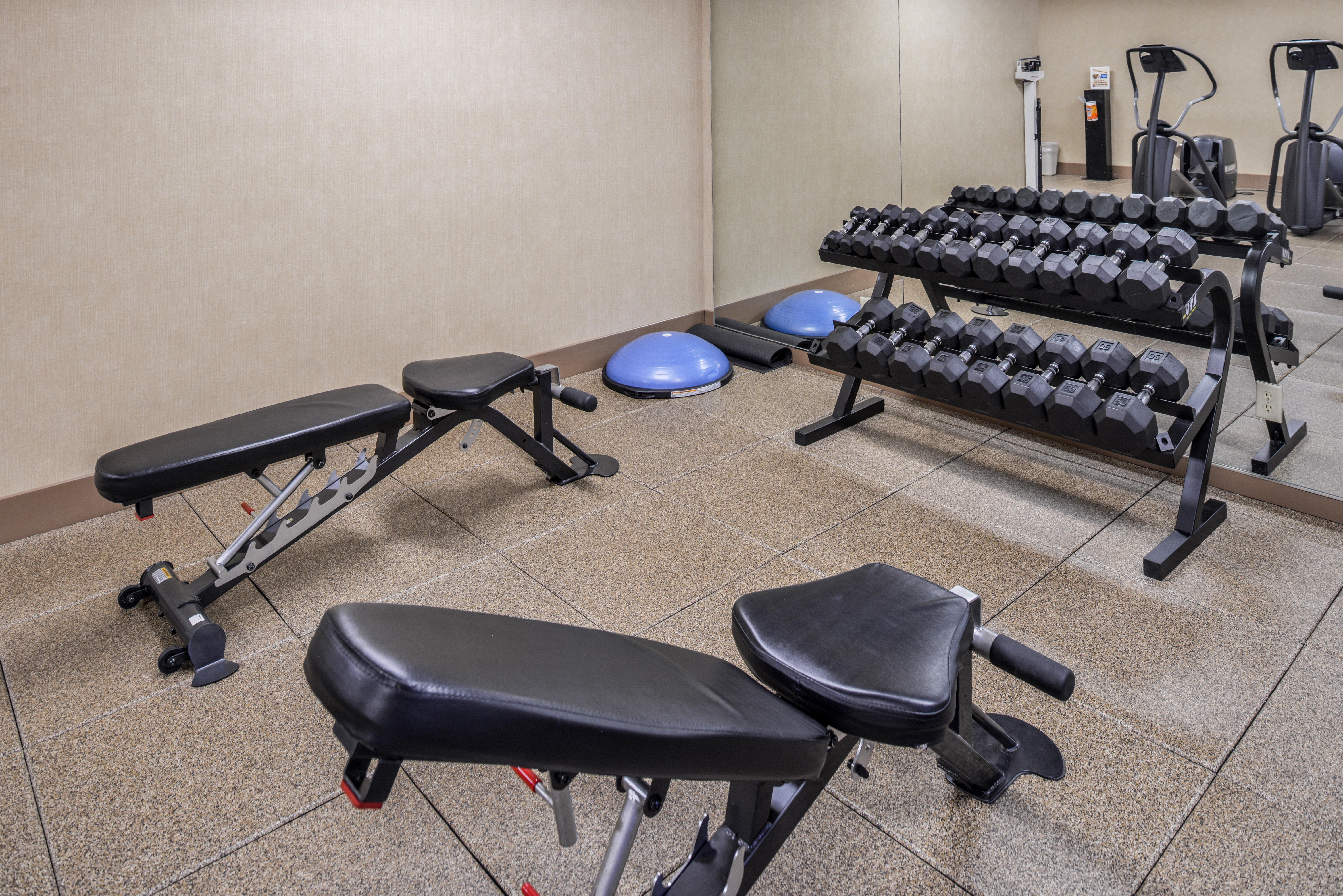 Holiday Inn Express Hotel & Suites Sioux Falls At Empire Mall By Ihg Dış mekan fotoğraf