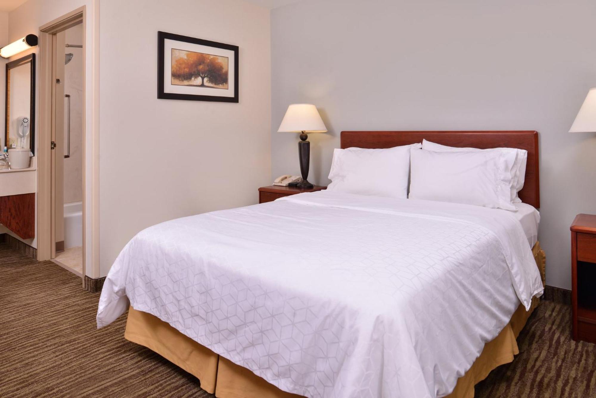 Holiday Inn Express Hotel & Suites Sioux Falls At Empire Mall By Ihg Dış mekan fotoğraf