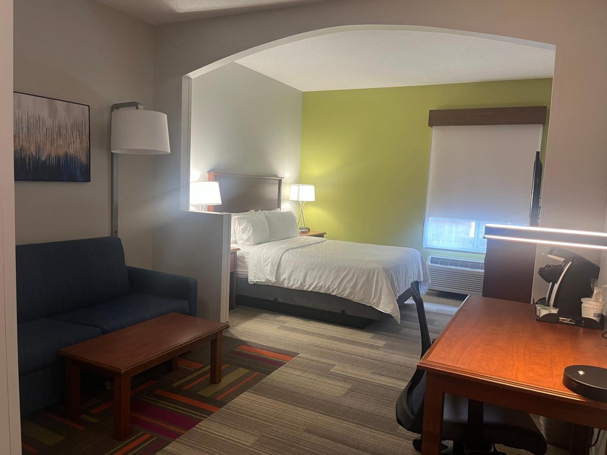 Holiday Inn Express Hotel & Suites Sioux Falls At Empire Mall By Ihg Dış mekan fotoğraf