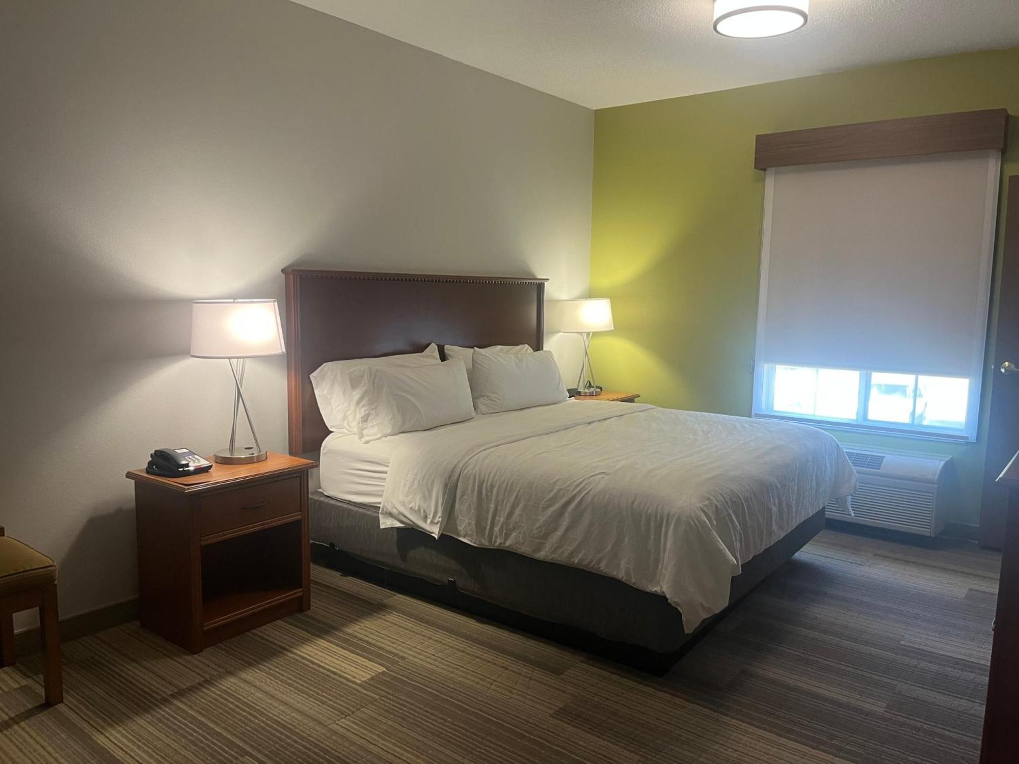 Holiday Inn Express Hotel & Suites Sioux Falls At Empire Mall By Ihg Dış mekan fotoğraf